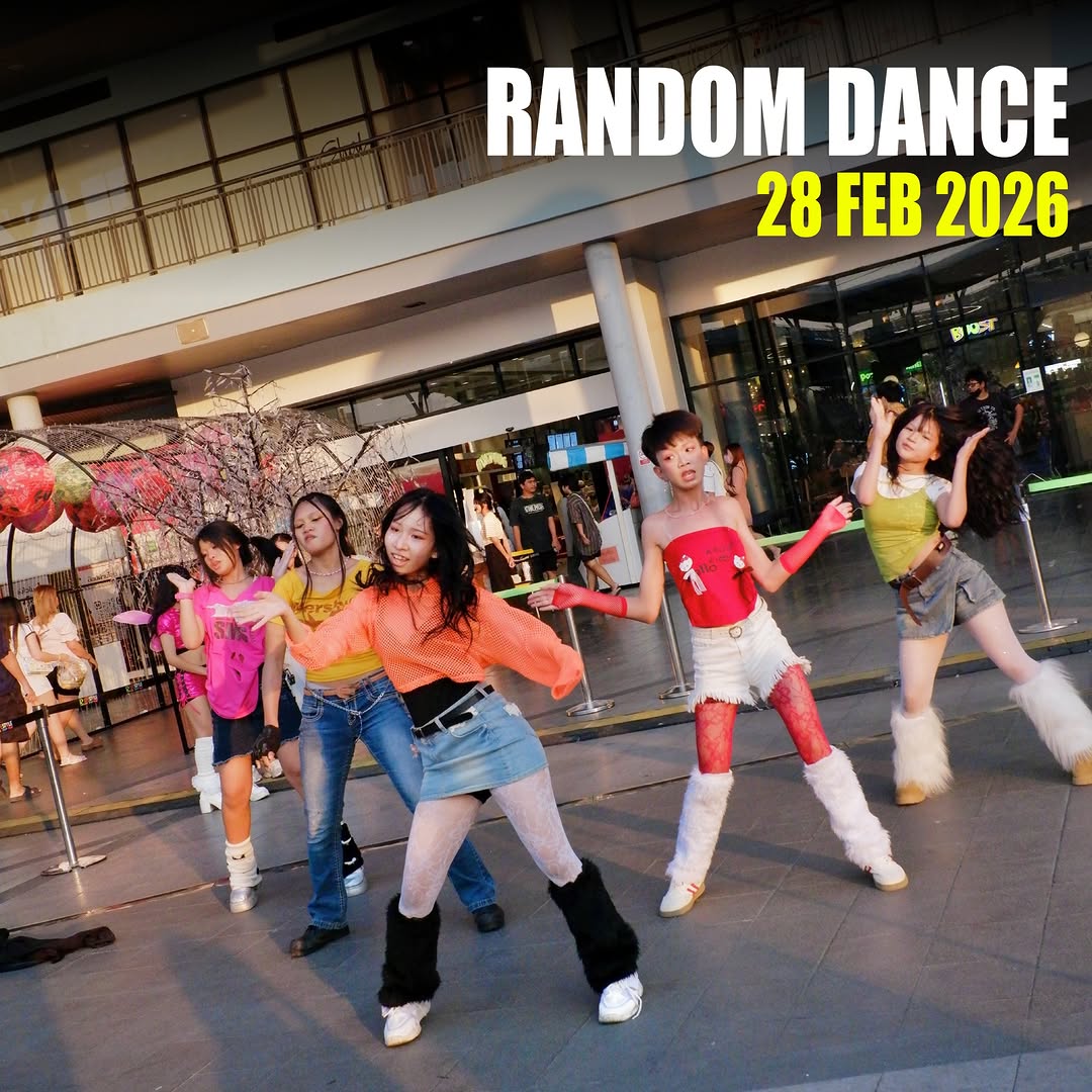 Random Dance @ The Moonlight Paknam